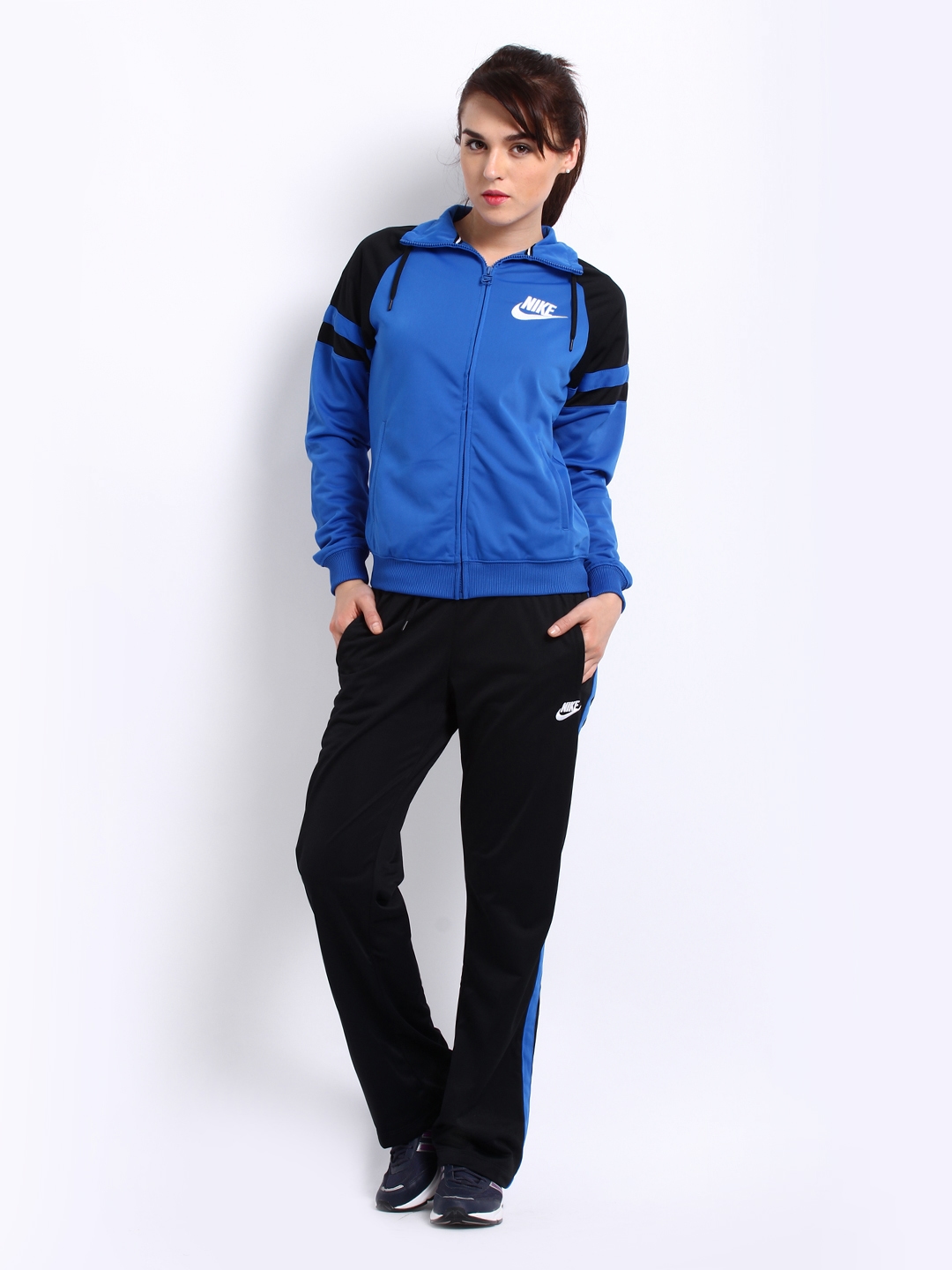 nike black and blue tracksuit