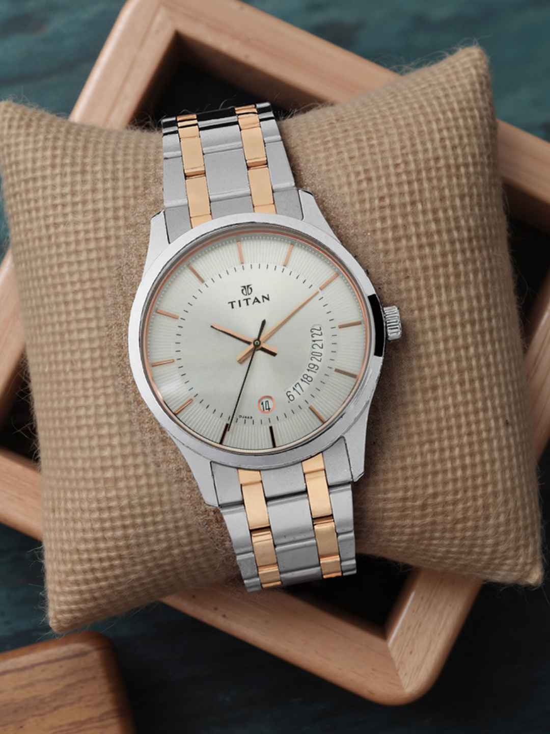 Titan Quartz Analog Silver Dial Men's Watch - Nt1823km01 - Image 1