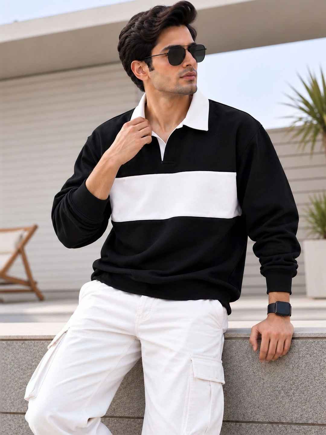 Roadster Men Colourblocked Sweatshirt - Image 1