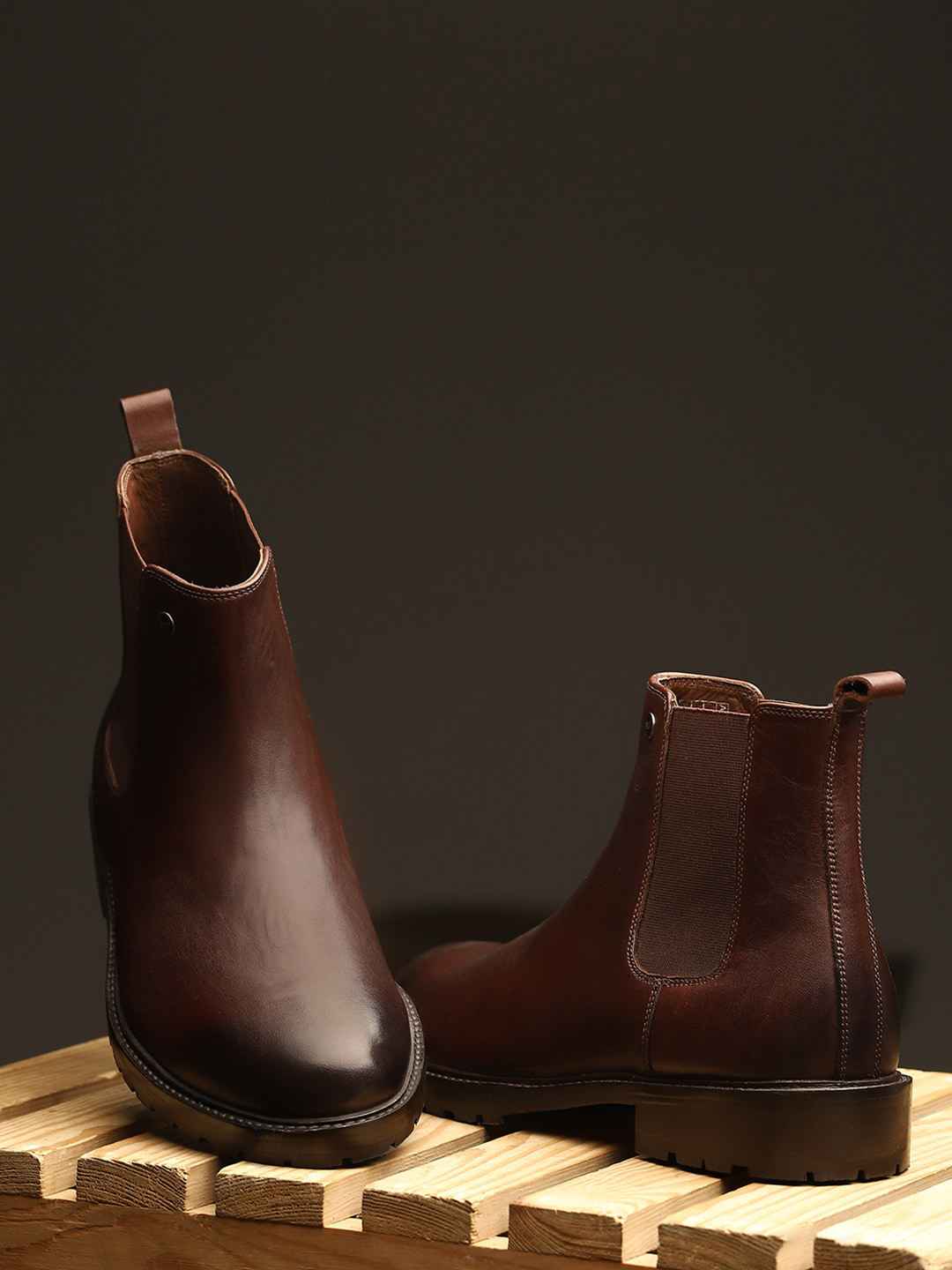 Monte Carlo Men Mid Top Leather Chelsea Boots