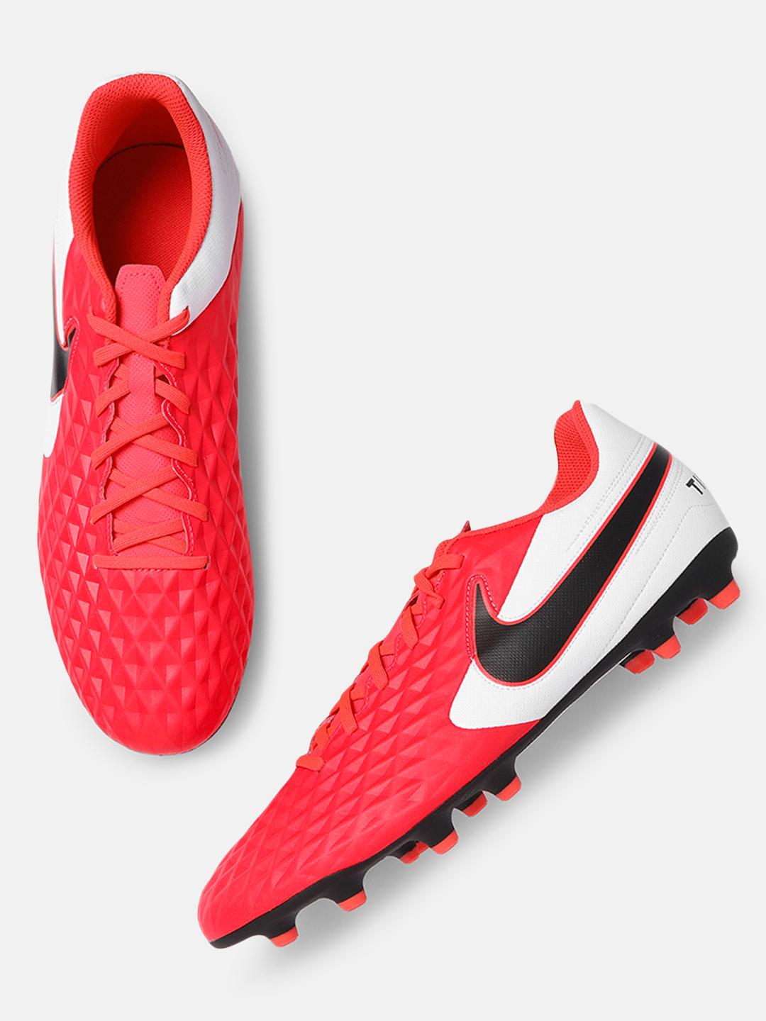 Buy Nike Unisex Pink LEGEND 8 CLUB FG/MG Football Shoes - Sports