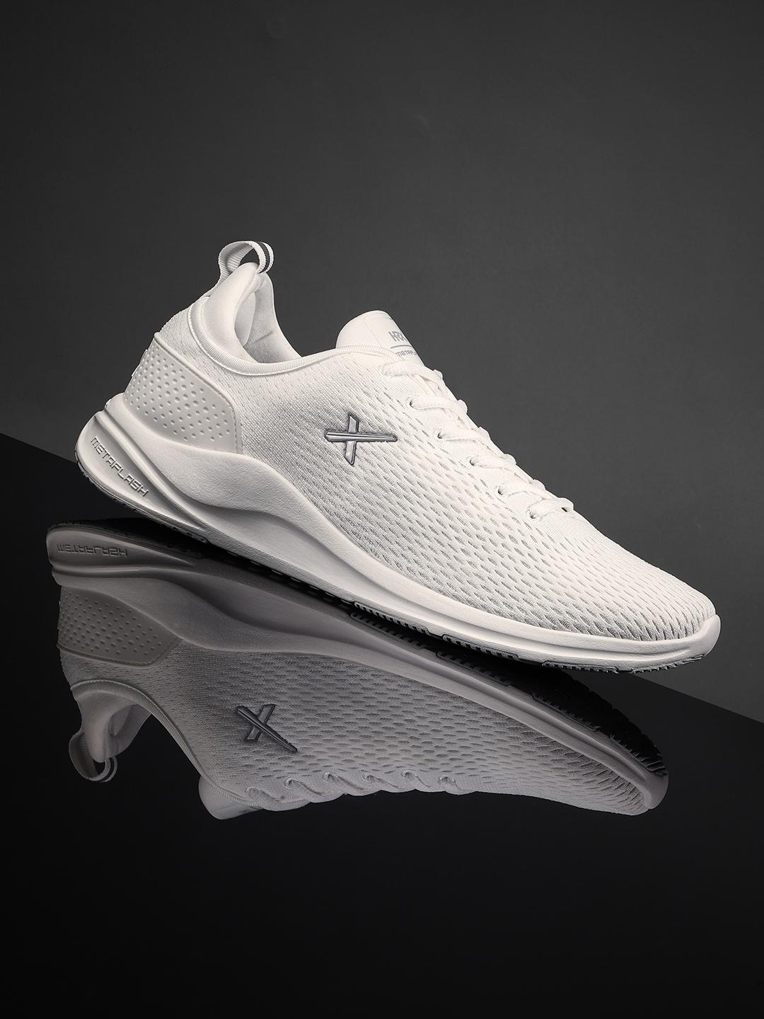 Buy HRX by Hrithik Roshan Men White Woven Design Meta Flash