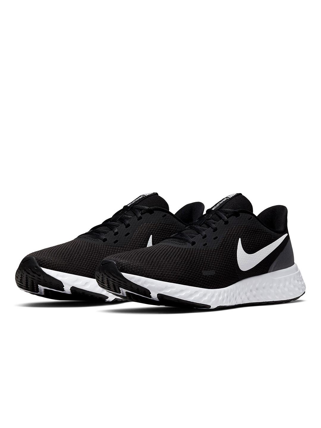Buy Nike Men Revolution Road Running Sports Shoes Sports Shoes