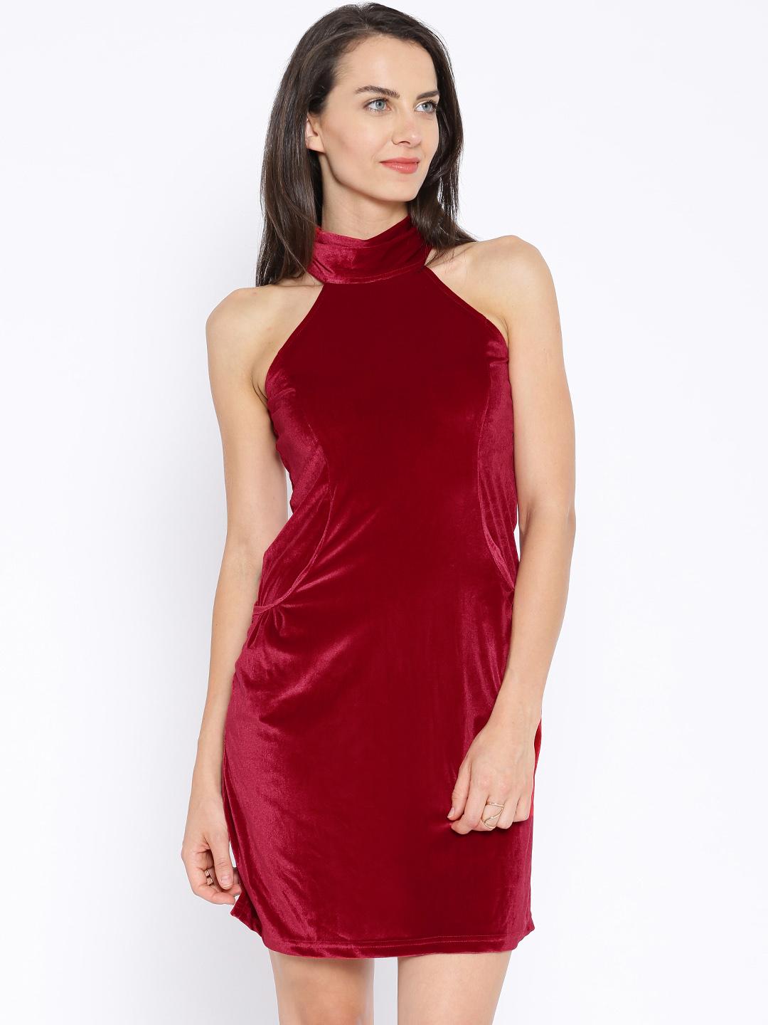 anita dongre red dress Buy Designer Ballad Of The Wild Hand-painted Pichhwai Silk Dress
