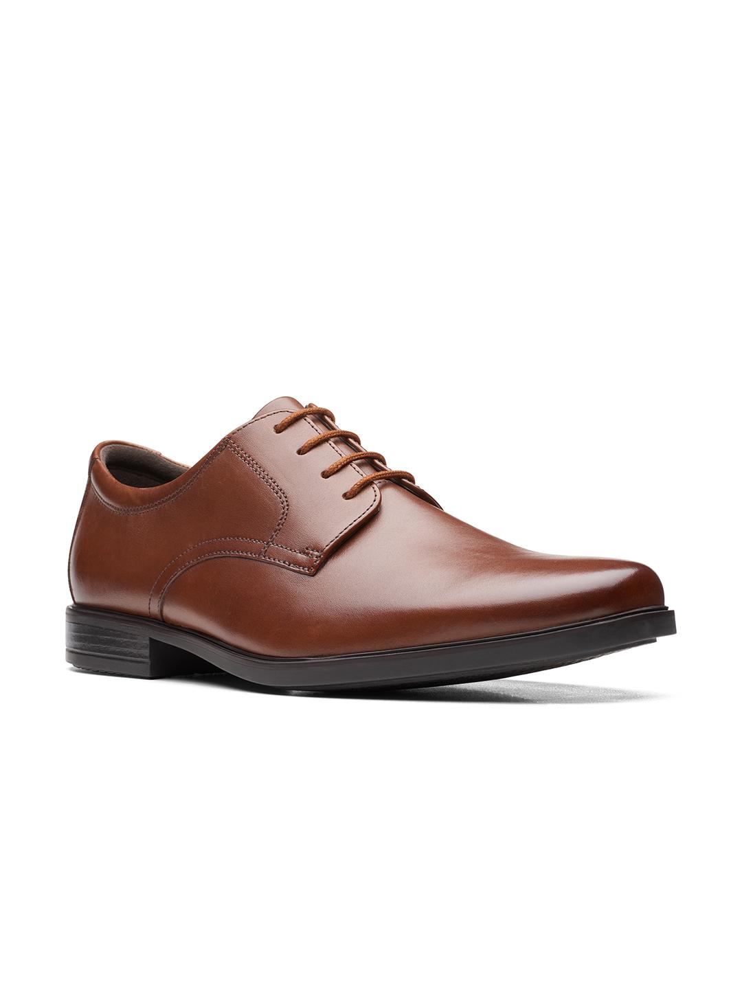 Mens Shoes Clarks Shoes Dc Clarks Men's Howard WALK Brown Derby Shoes