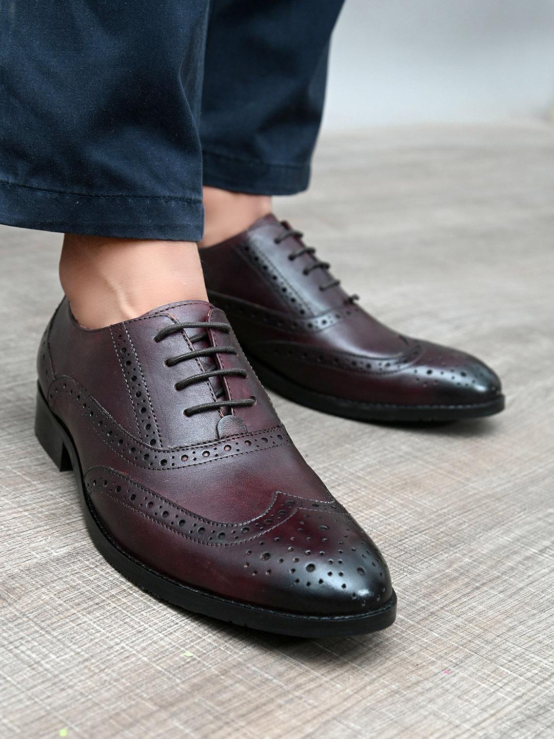 Buy San Frissco Men Maroon Textured Genuine Leather Formal Brogue