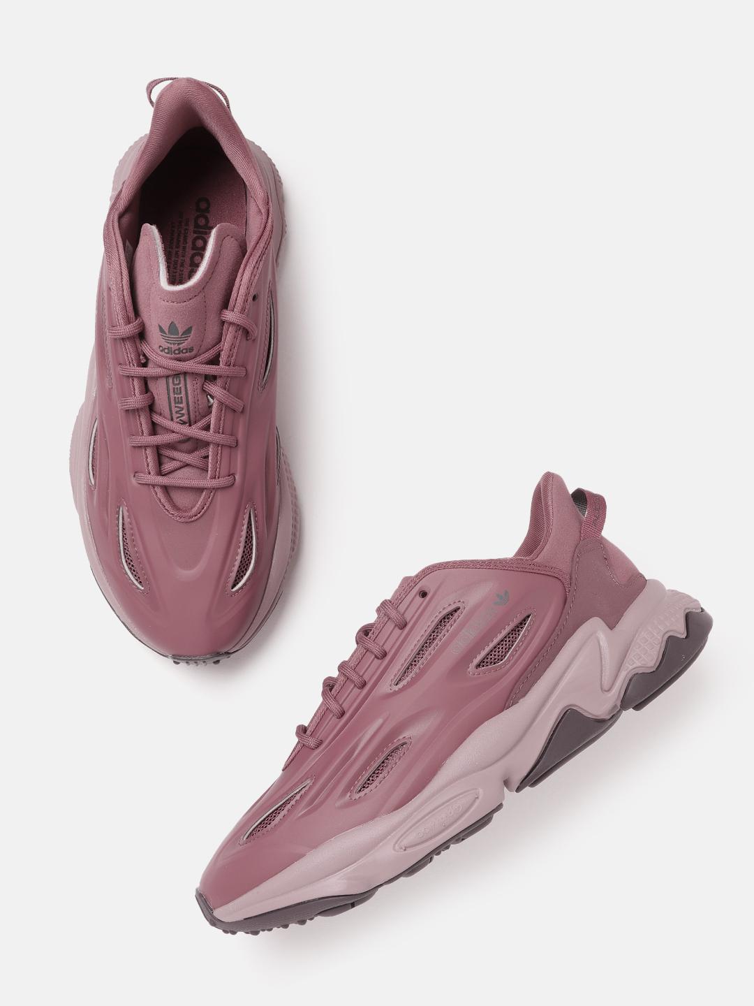 Buy ADIDAS Originals Men Burgundy Solid Ozweego Celox  display picture 3