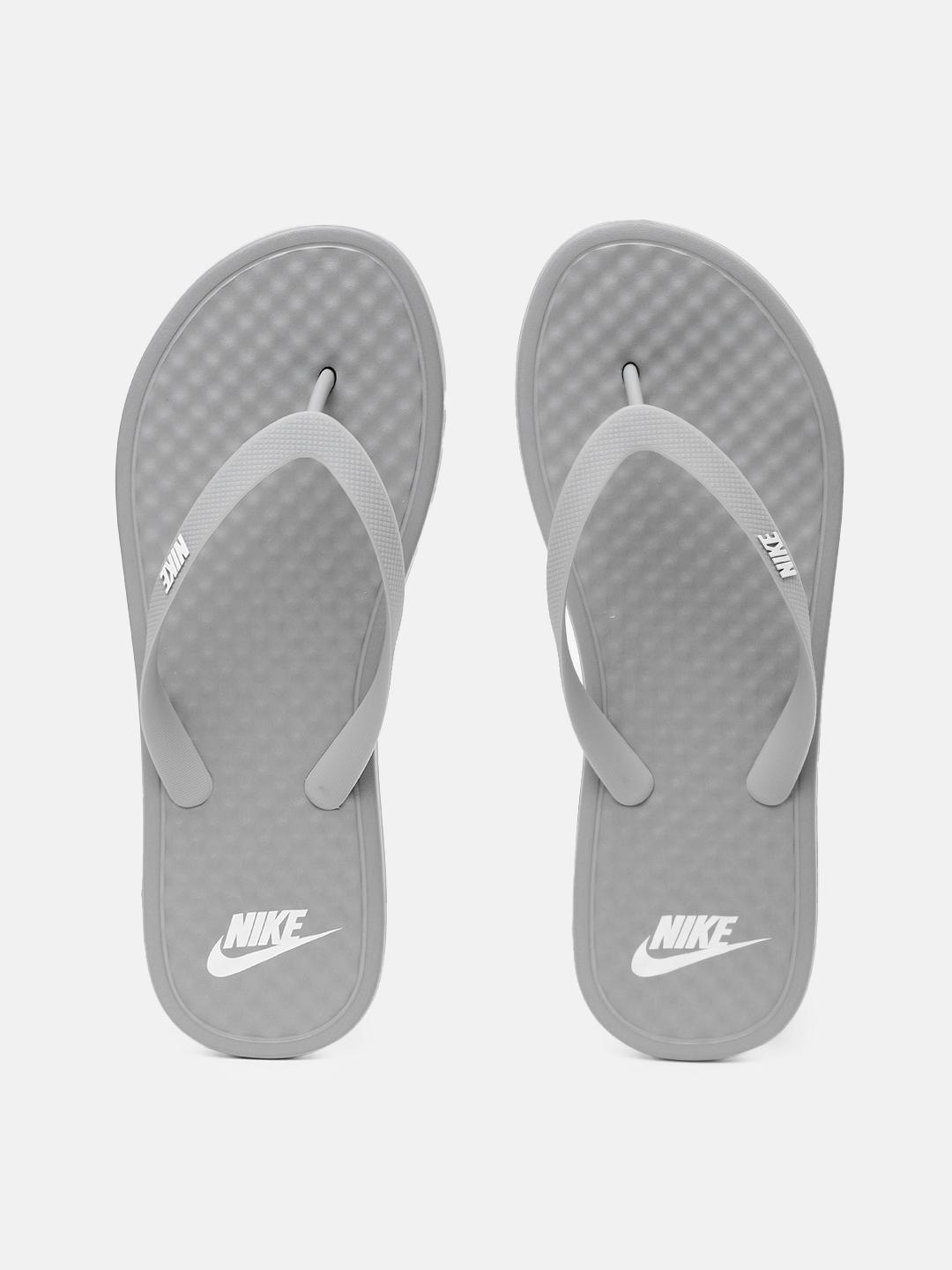 foot locker nike slippers