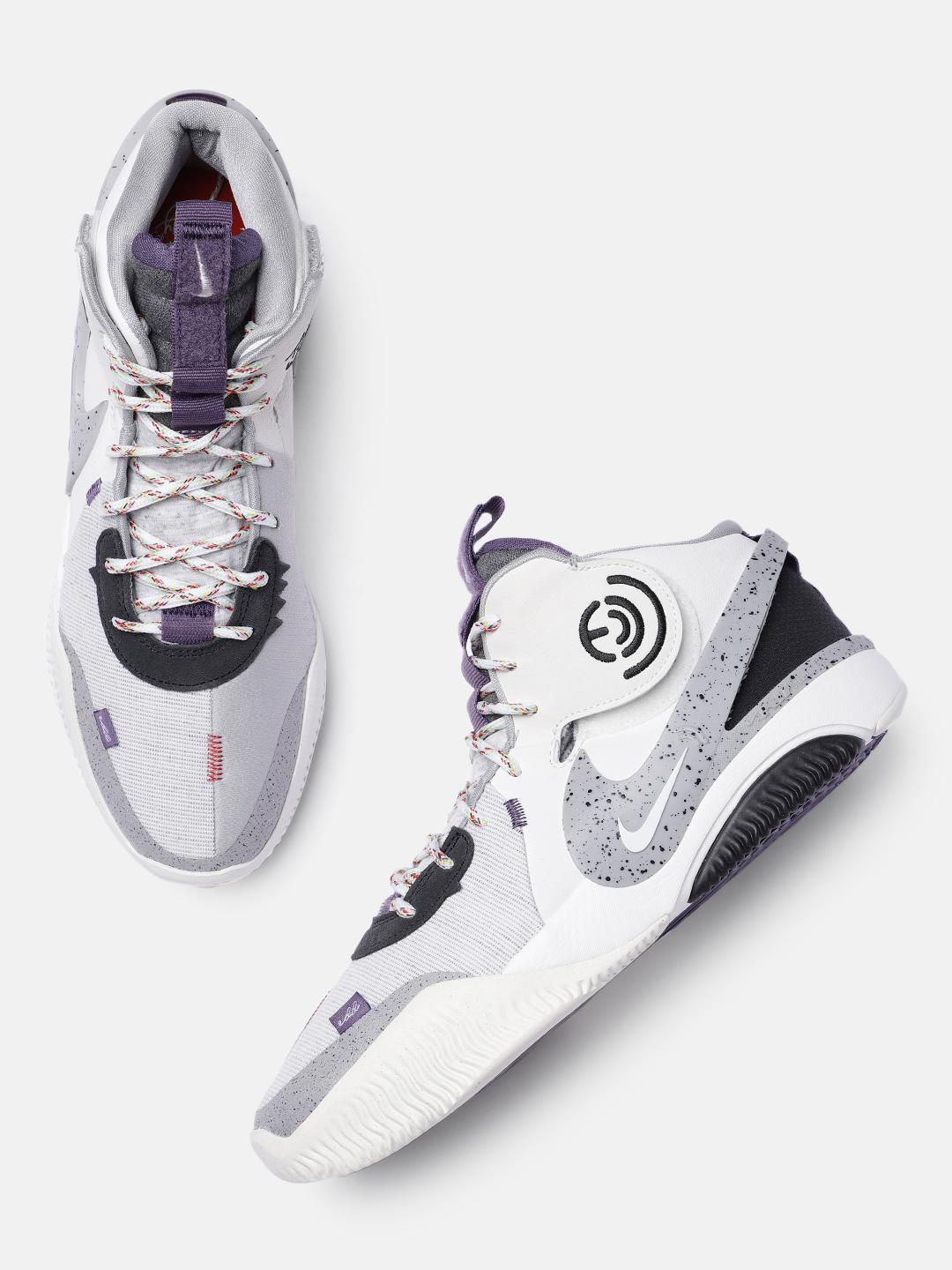 Buy Nike Men White AIR DELDON Basketball Shoes Sports Shoes for