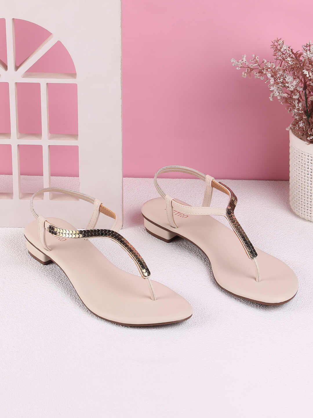 T Strap Metro Flat Sandals Buy Metro Women Black Casual Sandals