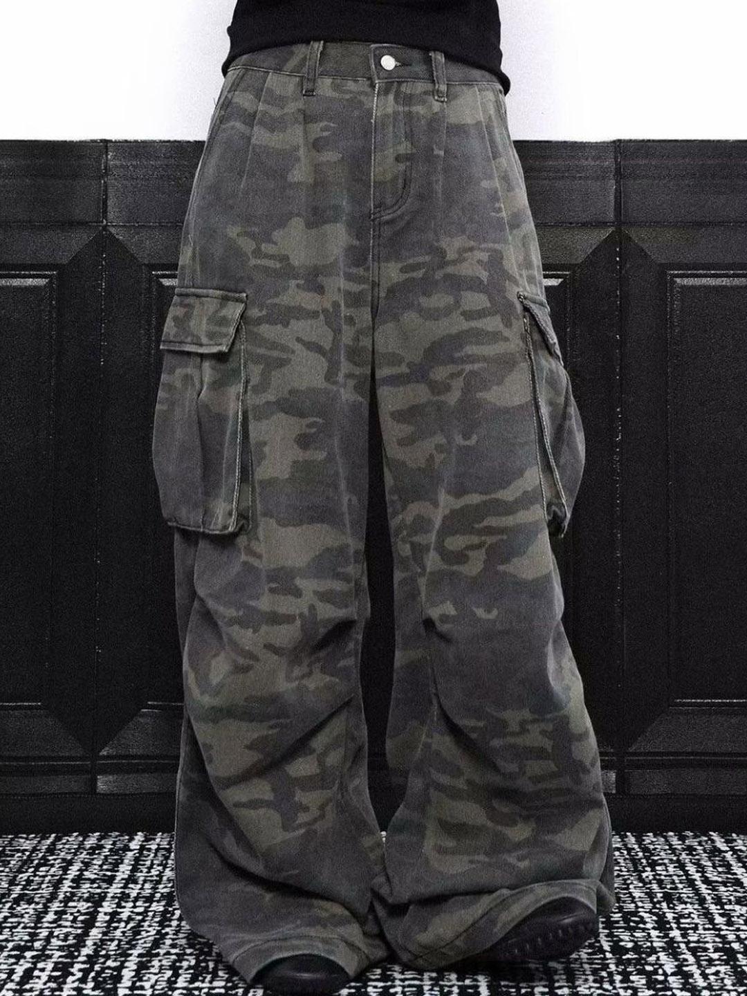 KPOP Men Camouflage Printed Loose Fit Trousers - Image 1
