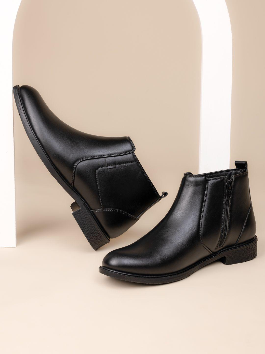 Roadster Men Block-Heeled Chelsea Boots - Image 1