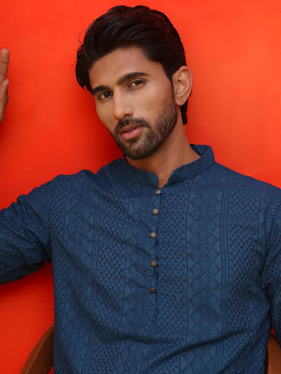 Jompers Geometric Embroidered Mandarin Collar Kurta