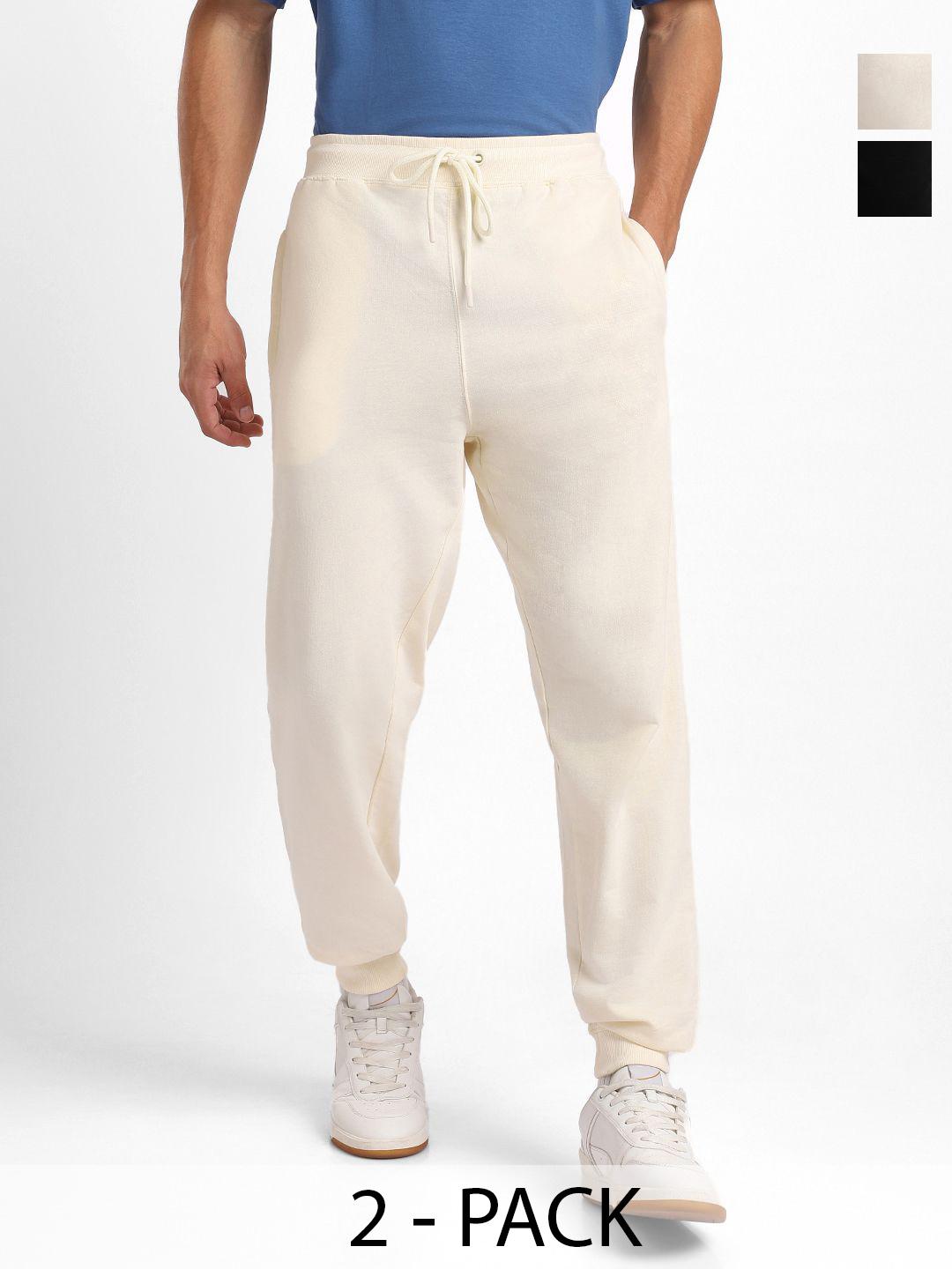 Buy NOBERO Men Pack Of 2 Cotton Zip Pocket Mid-Rise Joggers