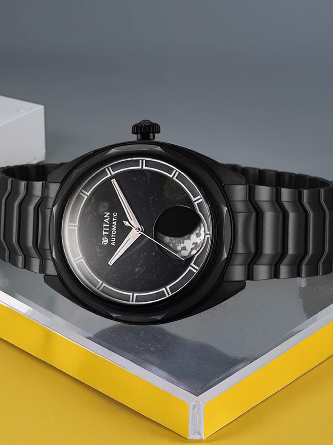 Titan Men Printed Dial Reset Time Automatic Watch 10011NM03