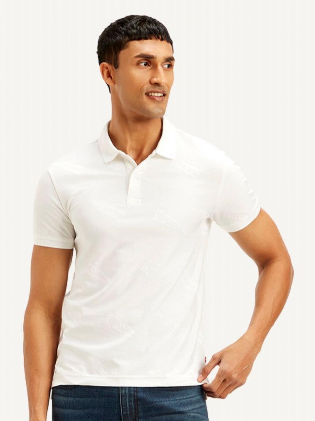 Levis Typography Polo Collar Slim Fit T-shirt - Image 1