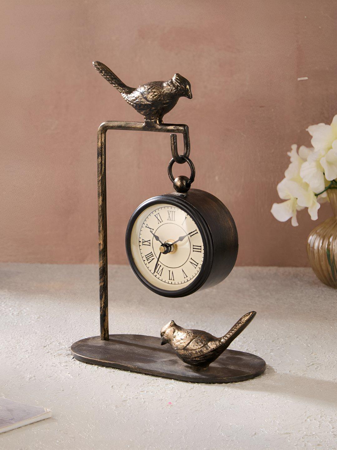 Buy Fabindia Ivaan Black White Round Analogue Vintage Table