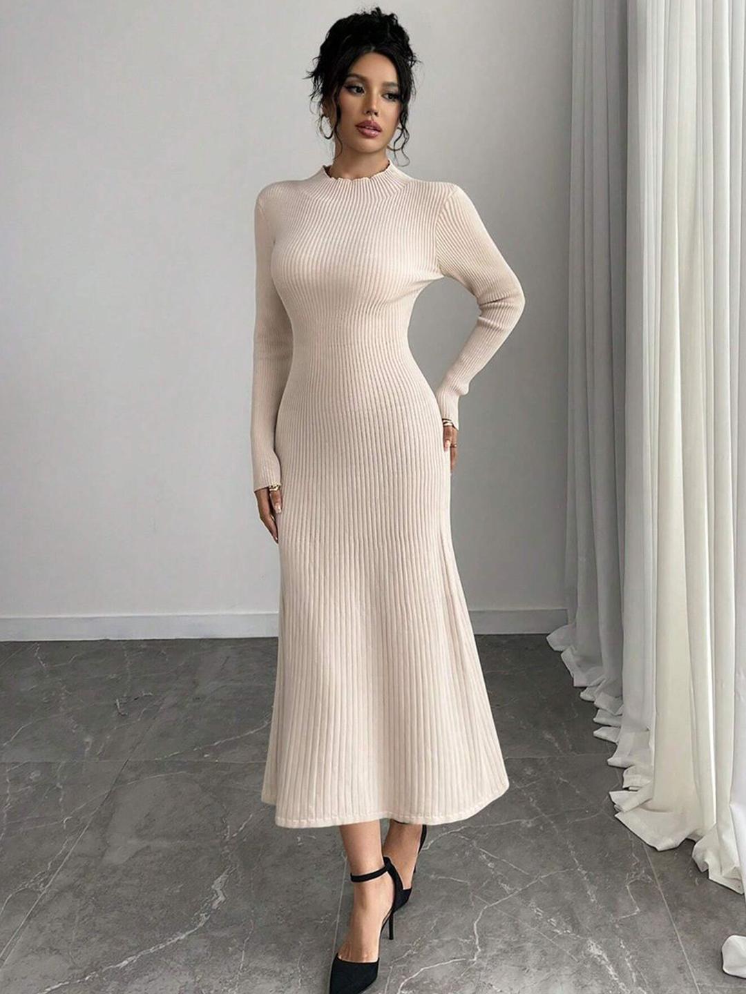 TRAQUILA Women Solid Round Neck Formal Midi Dress