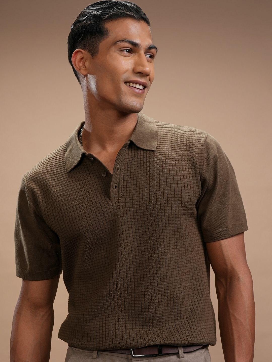 HIGHLANDER Men Polo Collar T-shirt - Image 1
