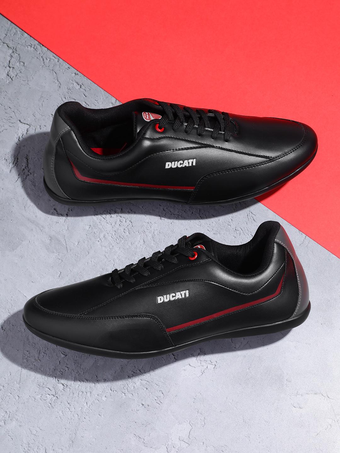 0DTbQFlH_926d3d718ebd46fe8f756