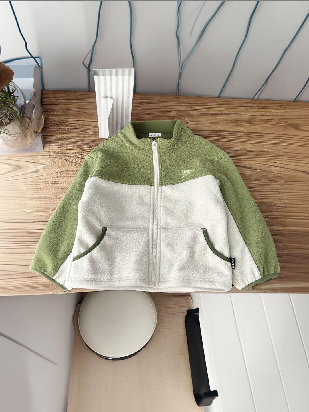 FOREVER FRIDAY Boys Brand Logo Colourblocked Woven Jacket