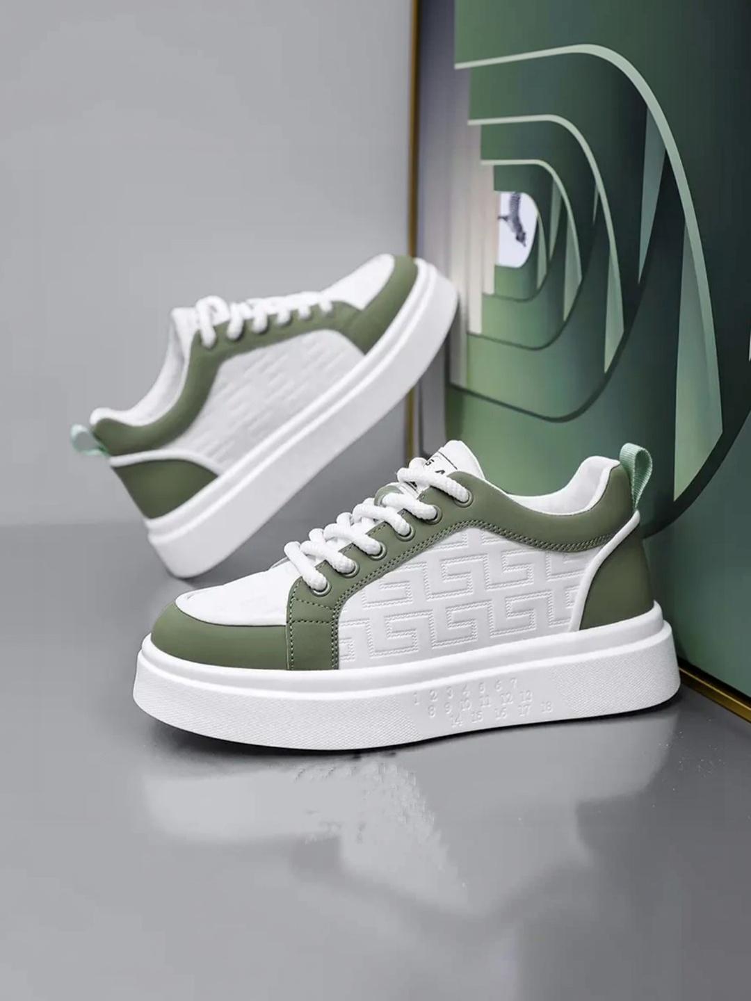 Corsac Men Textured Sneakers - Image 1