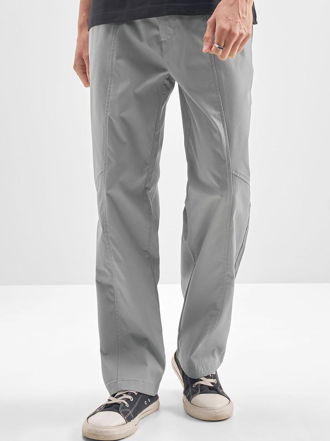 HIGHLANDER Men Textured Trousers - Image 1