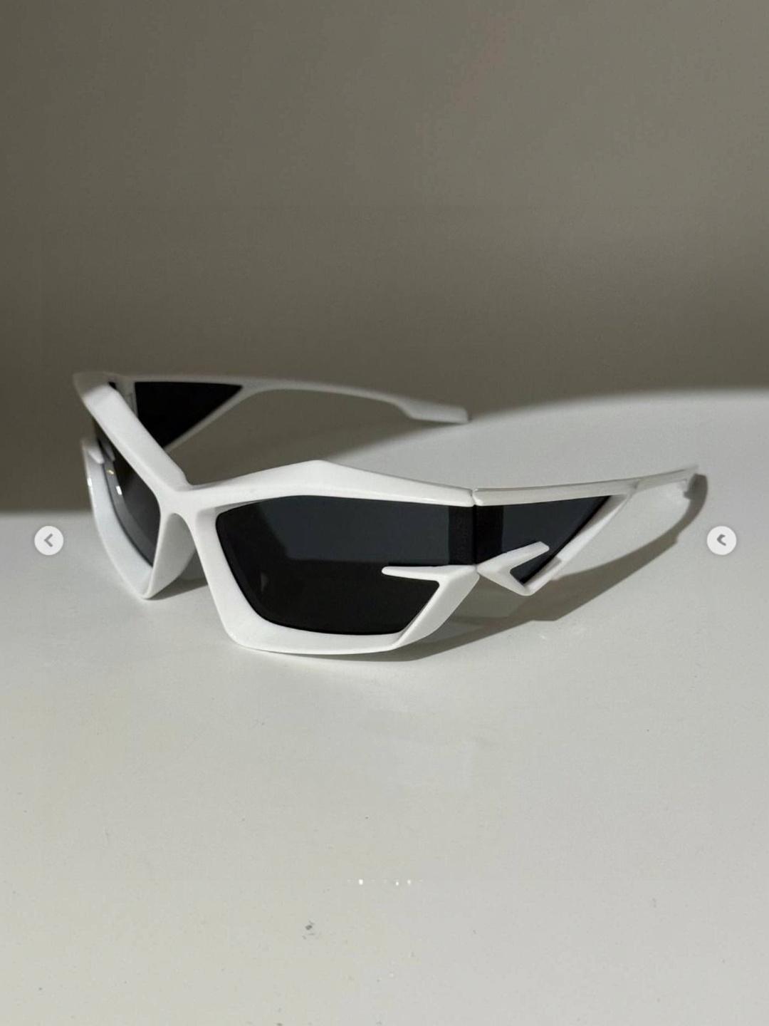 SPADEACES Unisex Black Lens White Sports Sunglasses