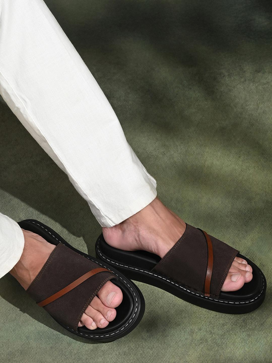 LOUIS STITCH Cushion Sole Slip On Casual Comfort Sandals - Image 1