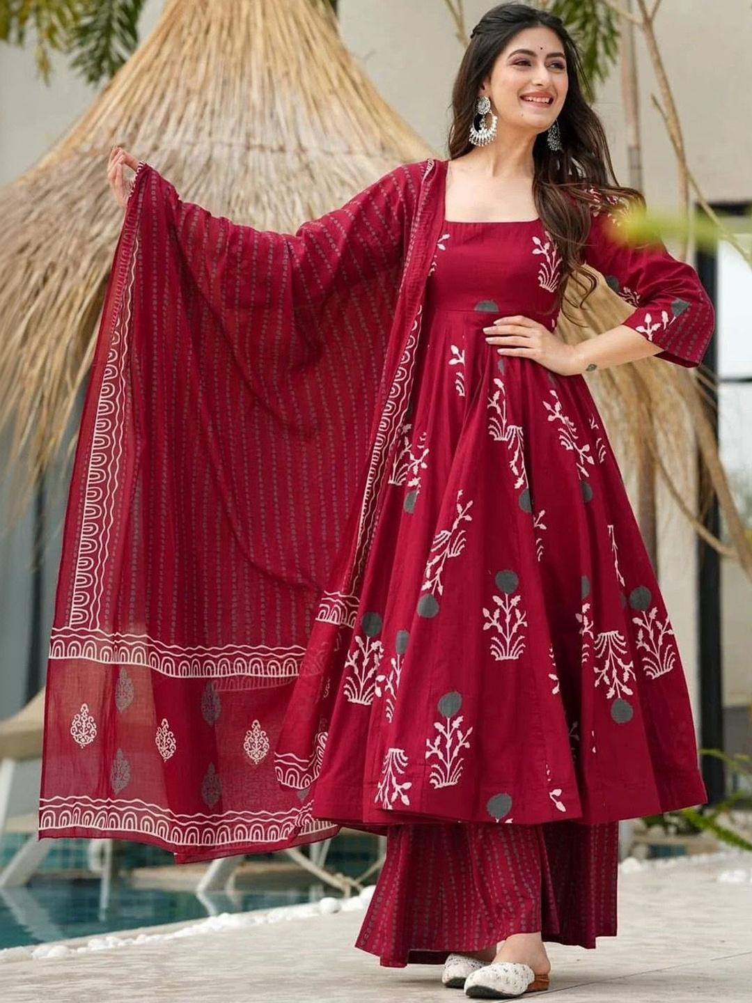ARADHNA Women Floral Printed Panelled Kurta with Palazzos & Dupatta