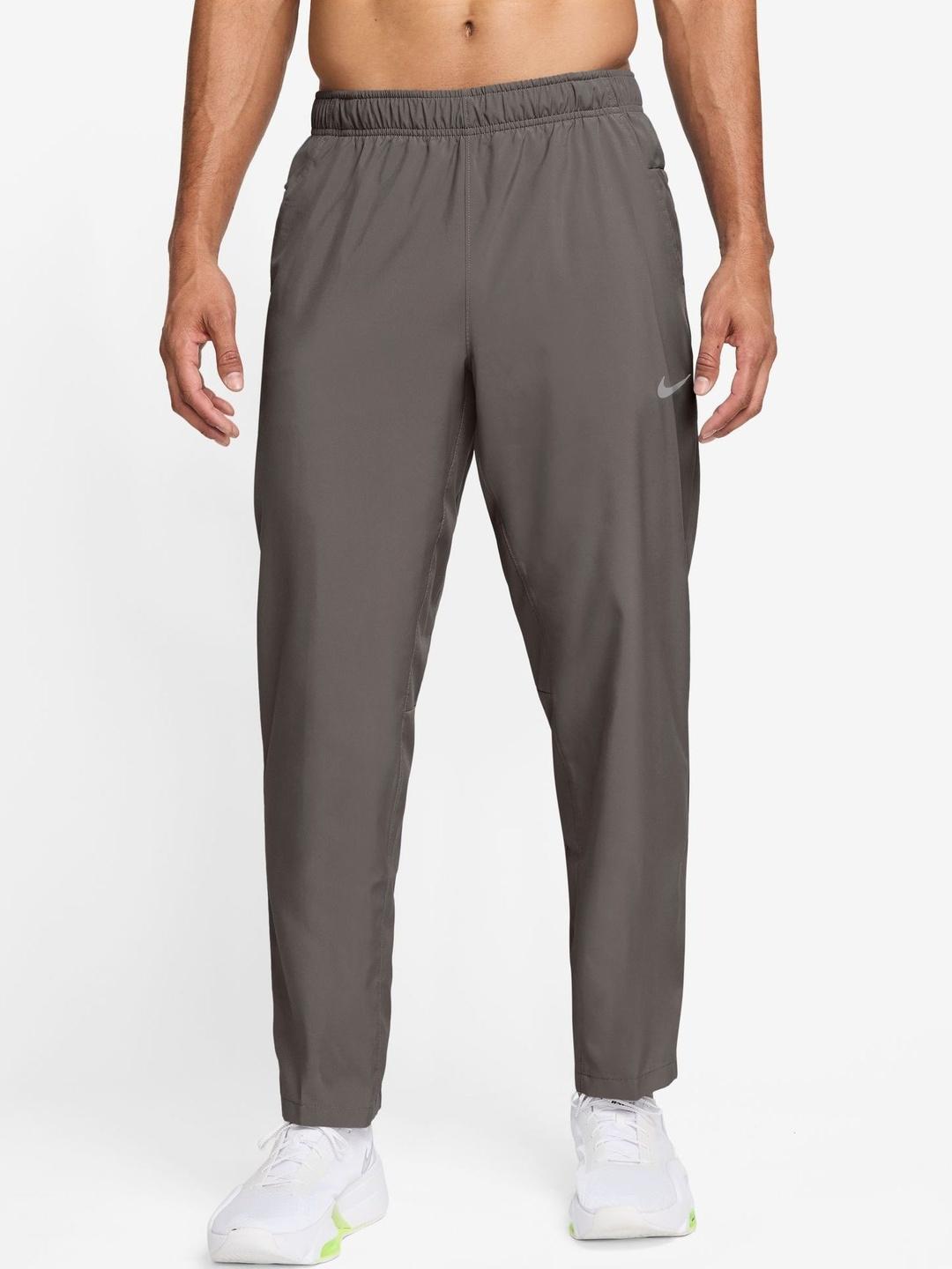 Buy Nike Form Men's Dri-FIT Open-Hem Versatile Trackpants - Track