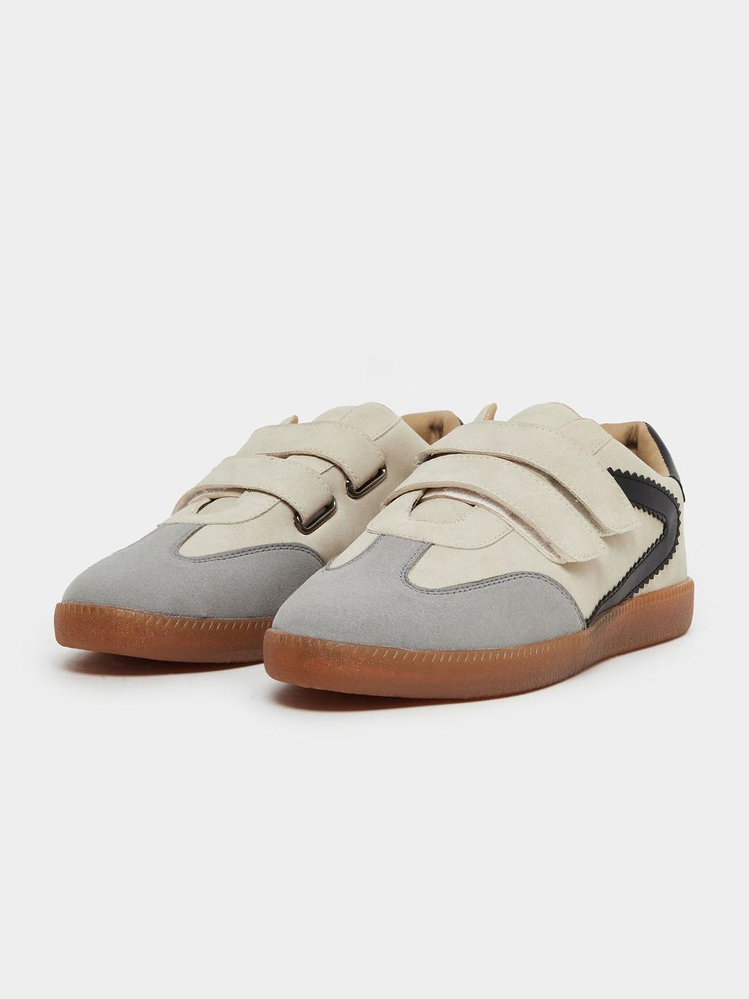 Styli Men Colourblocked Suede Sneakers