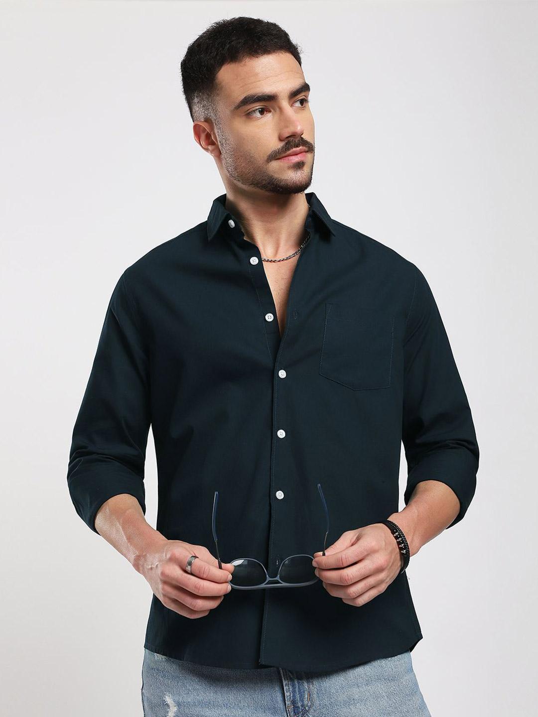 VASTRADO Men Classic Fit Solid Spread Collar Cotton Casual Shirt - Image 1