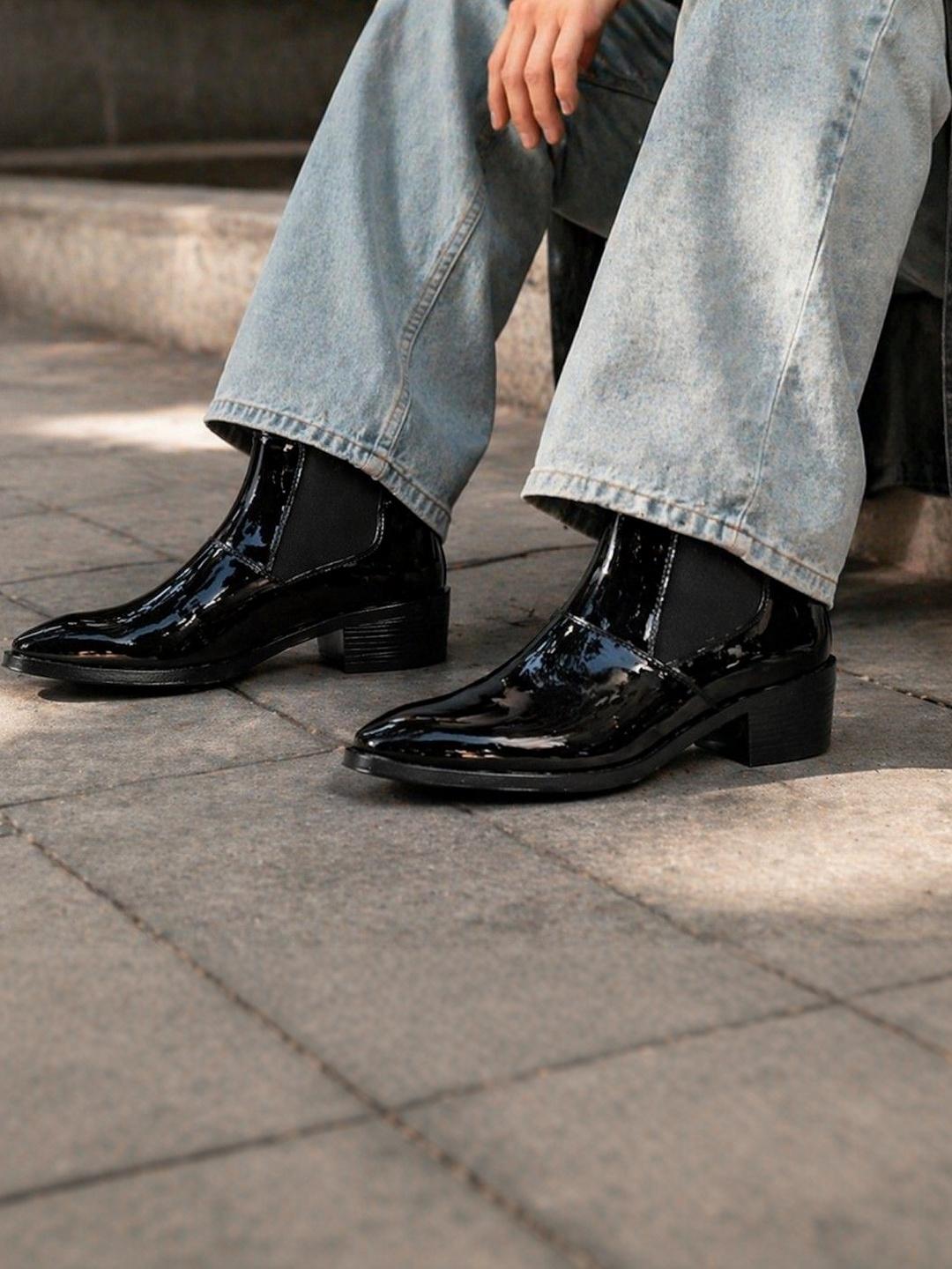 KRAASA Men Square Toe Slip-On Chelsea Boots - Image 1
