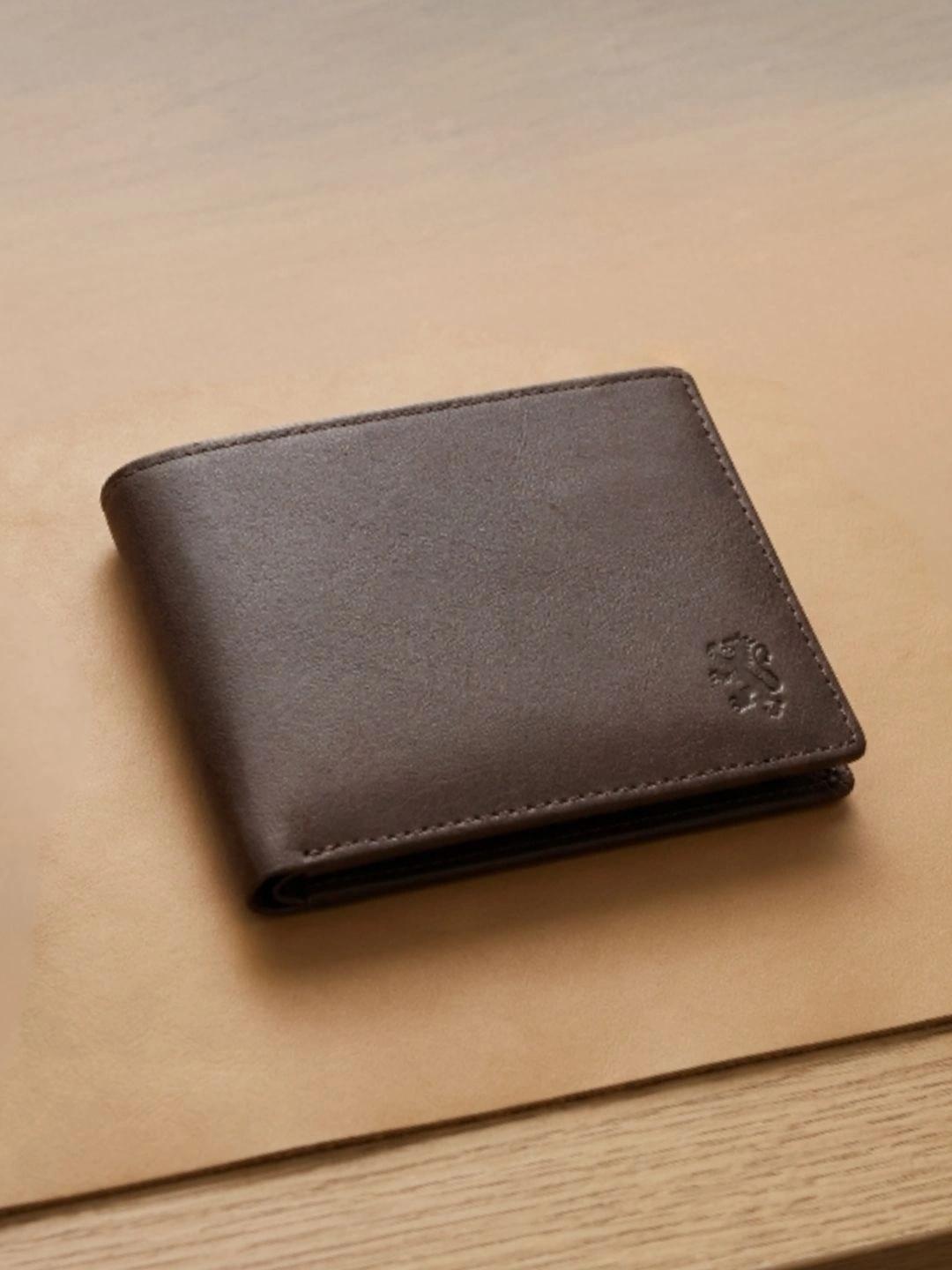 Red Tape Solid Leather Two Fold Wallet Red - Image 1