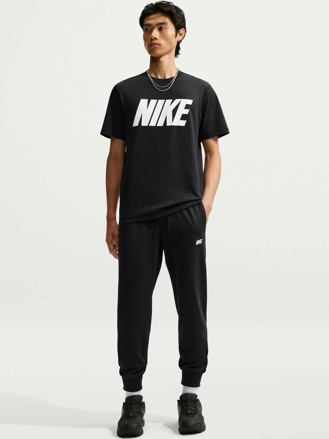 Click to enlarge Nike Men Regular Fit Brand Logo Training Joggers