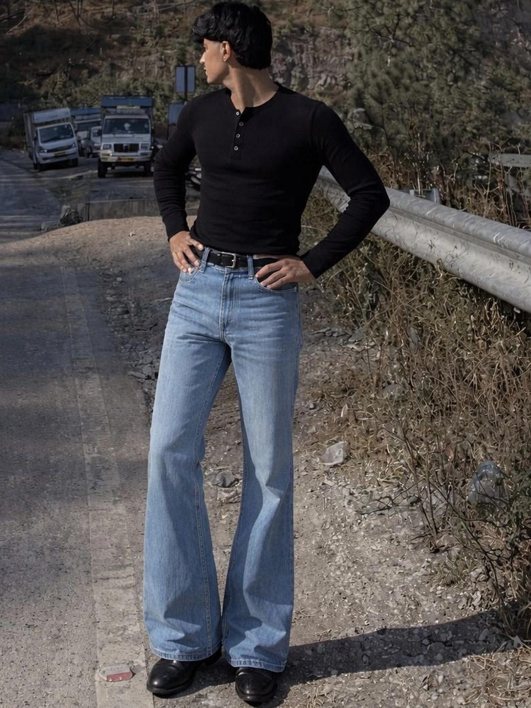 Gaucha Men Flared Light Shade Mid-Rise Jeans