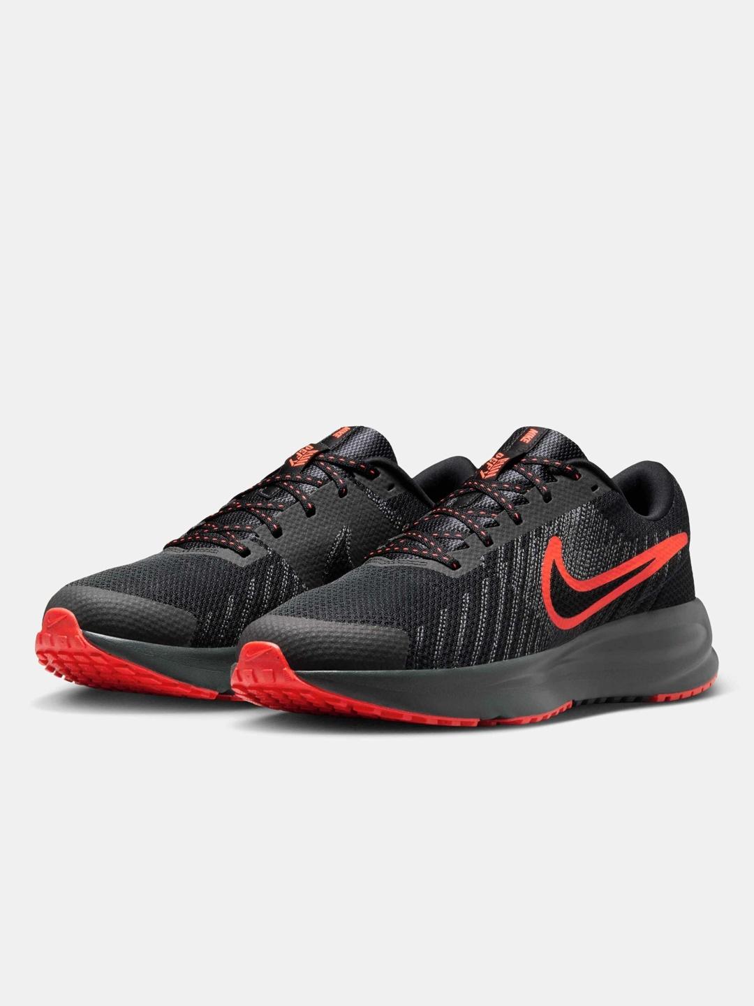 Nike Men Textile Running Shoes - Image 1