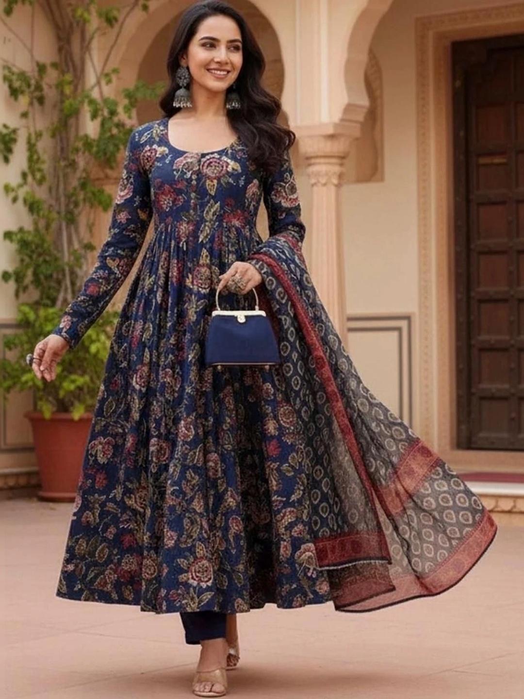 Chhipa Prints Women Floral Empire Kurta Set - Image 1