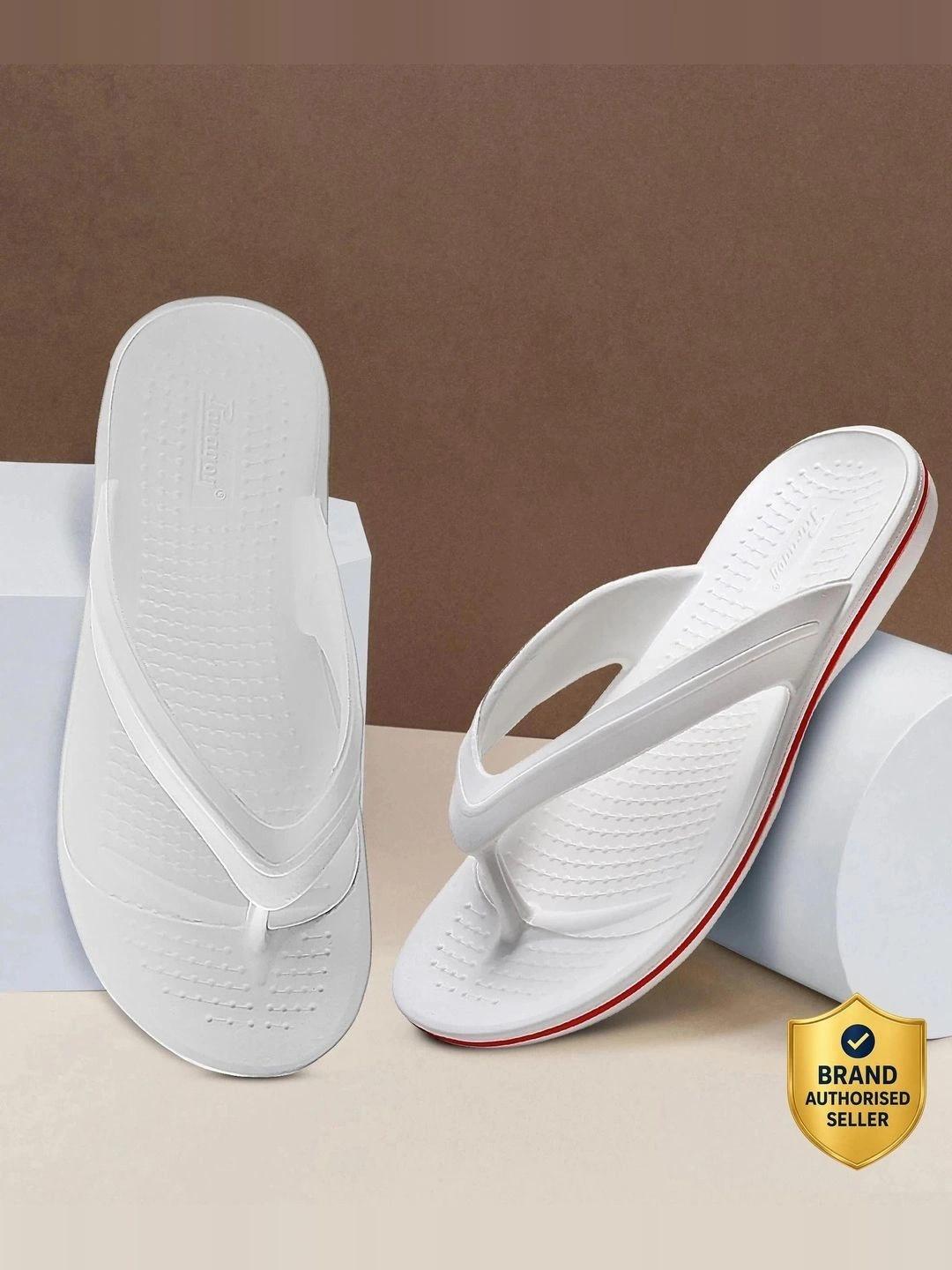 Paragon Men Lightweight Rubber Thong Flip-Flops - Image 1