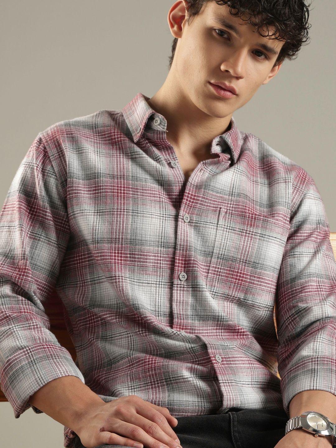 HERE&NOW Men Slim Fit Checked Casual Shirt