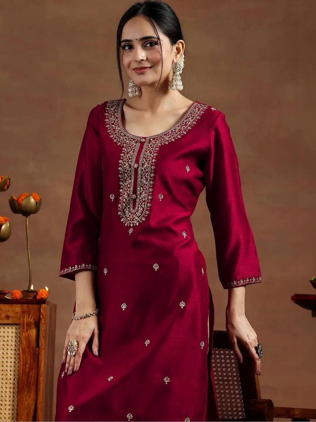 NARACHI TEXWORLD Ethnic Motifs Embroidered Kurti - Image 1