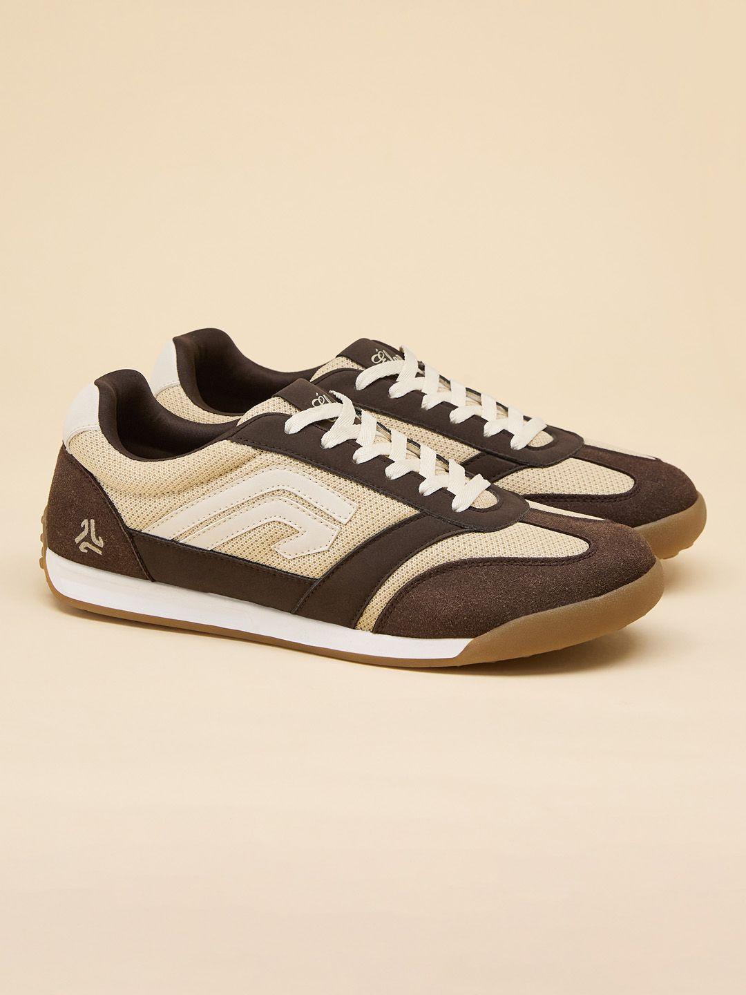 Campus ELAN Men Colourblocked Sneakers - Image 1