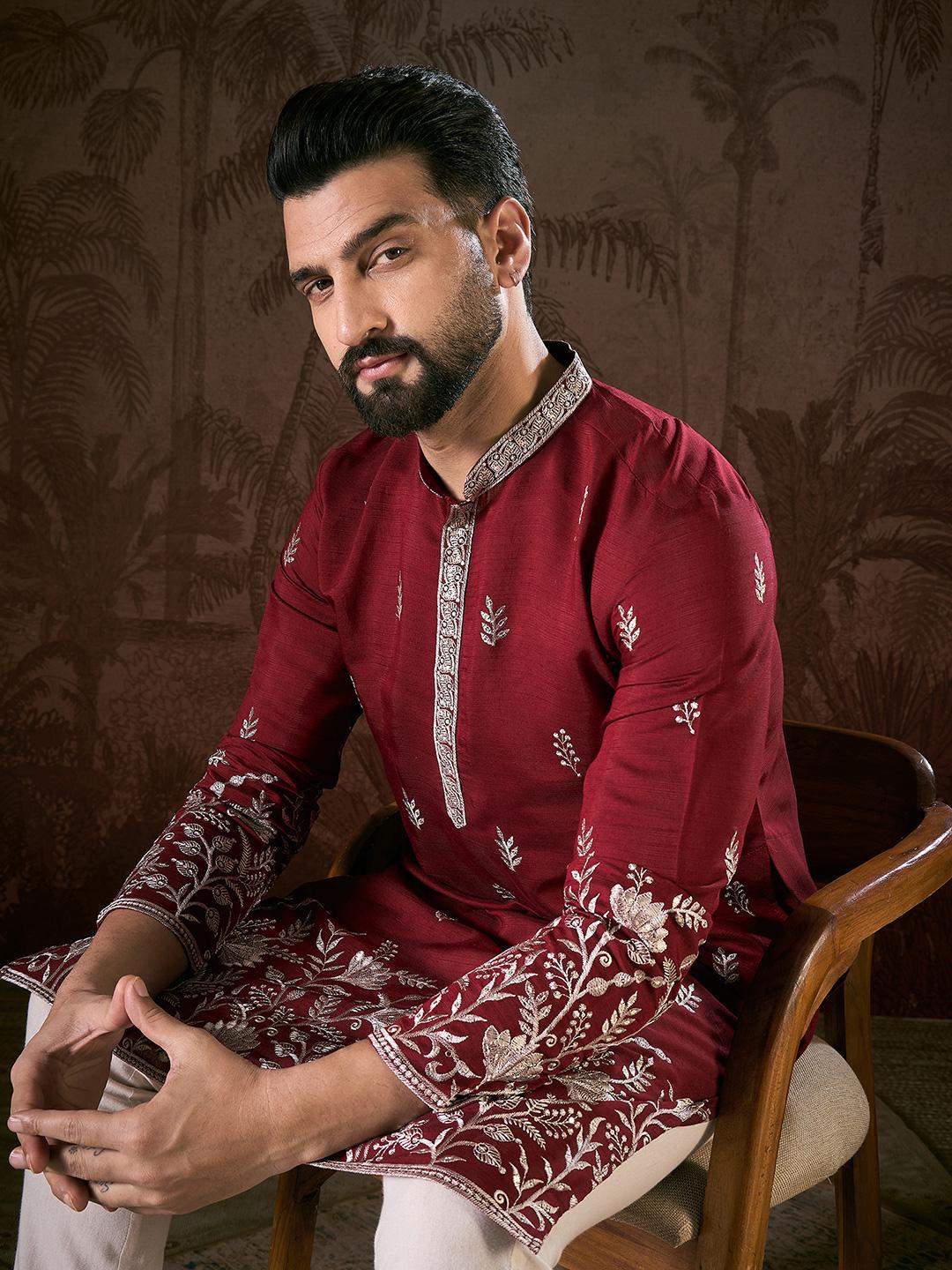 House of Pataudi Embroidered Mandarin Collar Calf Length Straight Kurtas - Image 1