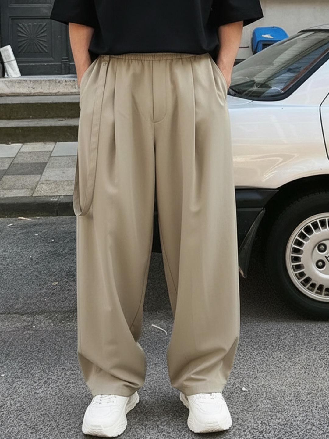 Buy Suo Men Loose Fit Wrinkle Free Pleated Trousers - Trousers for