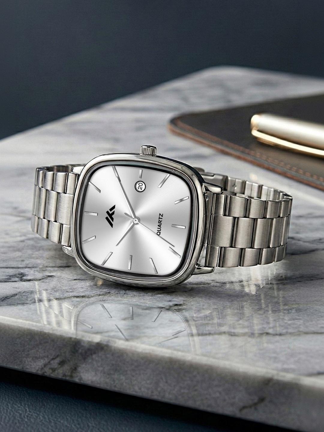 Buy ON TIME OCTUS Unisex Dial & Stainless Steel Bracelet Style