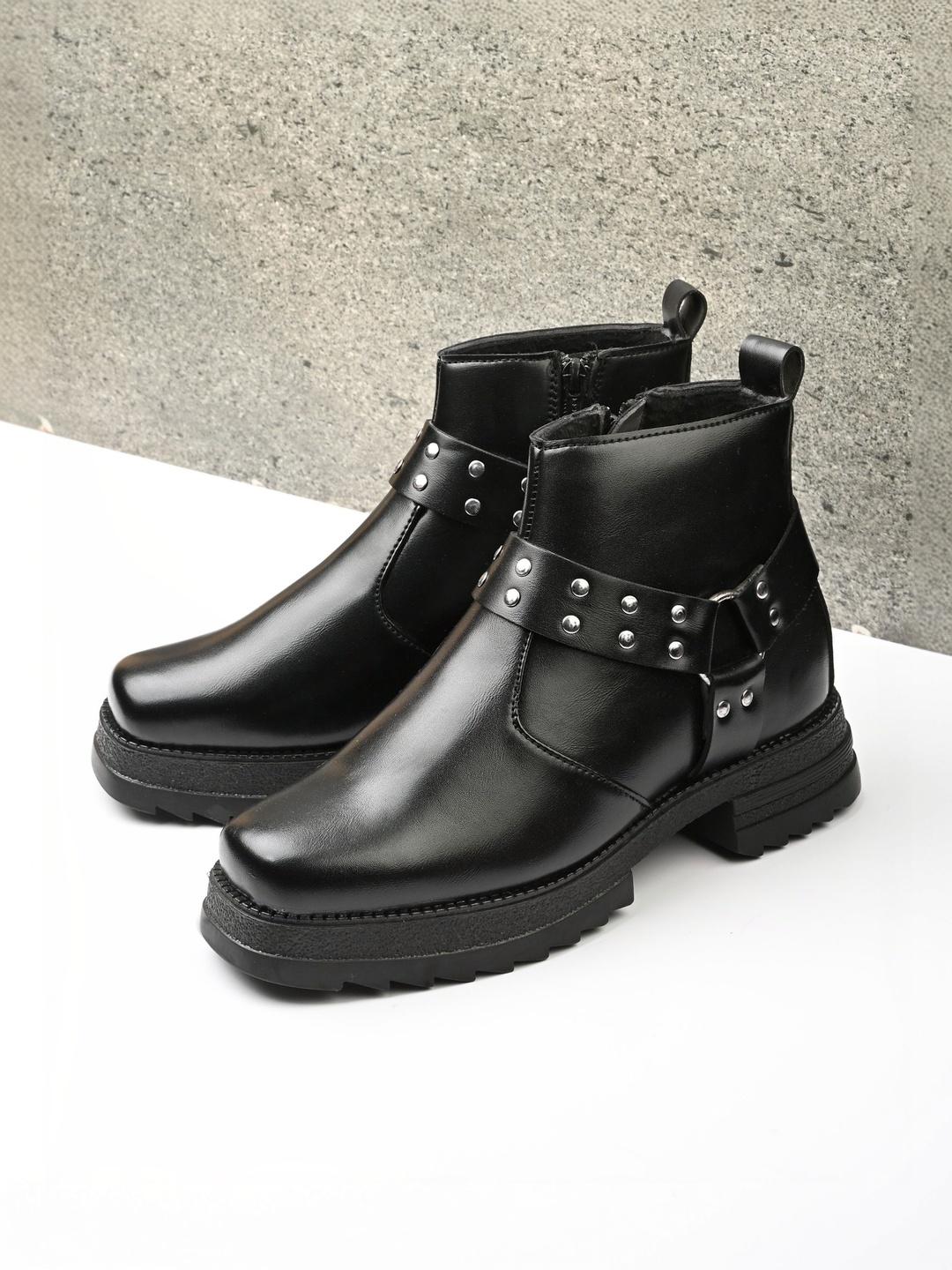 Roadster Men Square Toe Zip Regular Boots