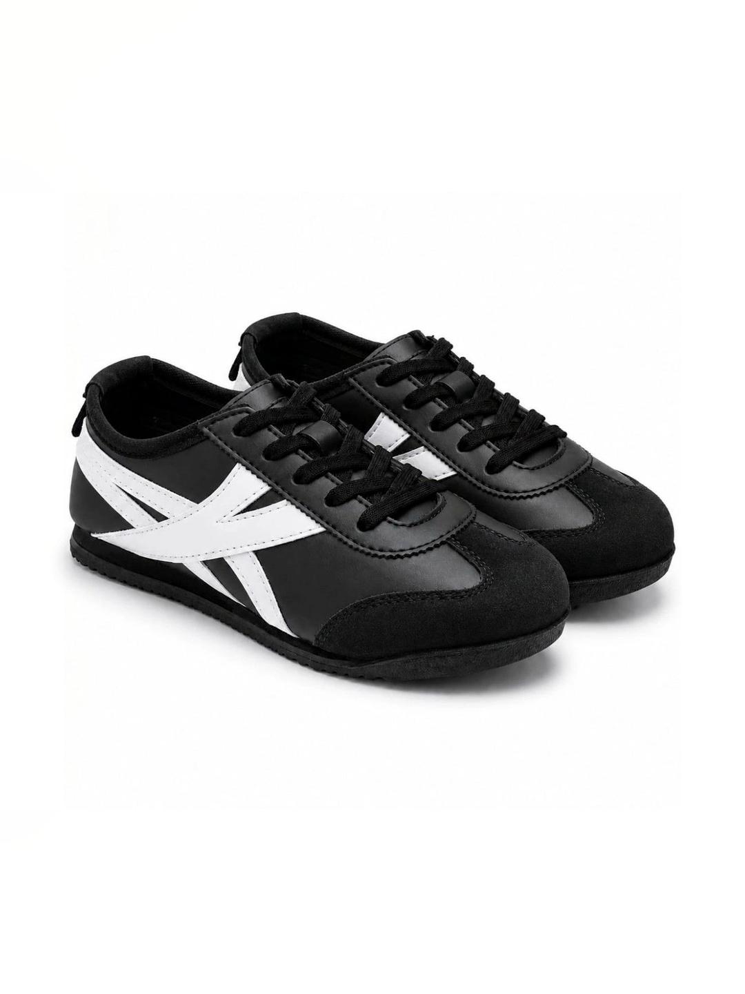 SNATCH Men Colourblocked Sneakers