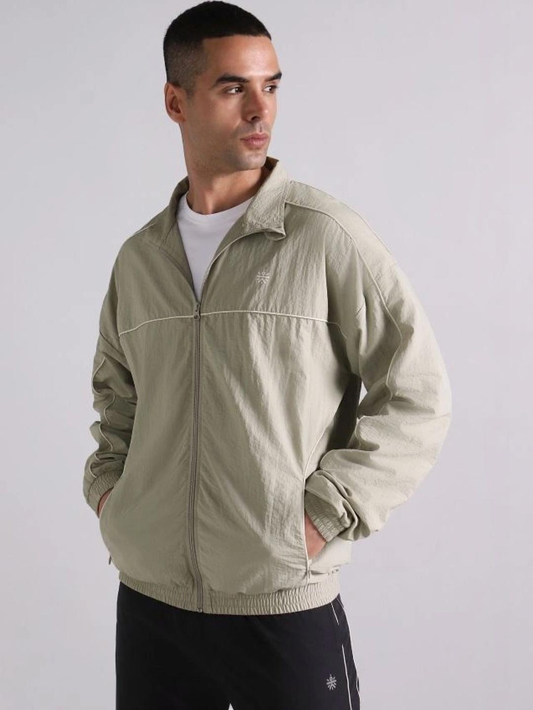 CULT Men Black Power Up Layering Train Jacket
