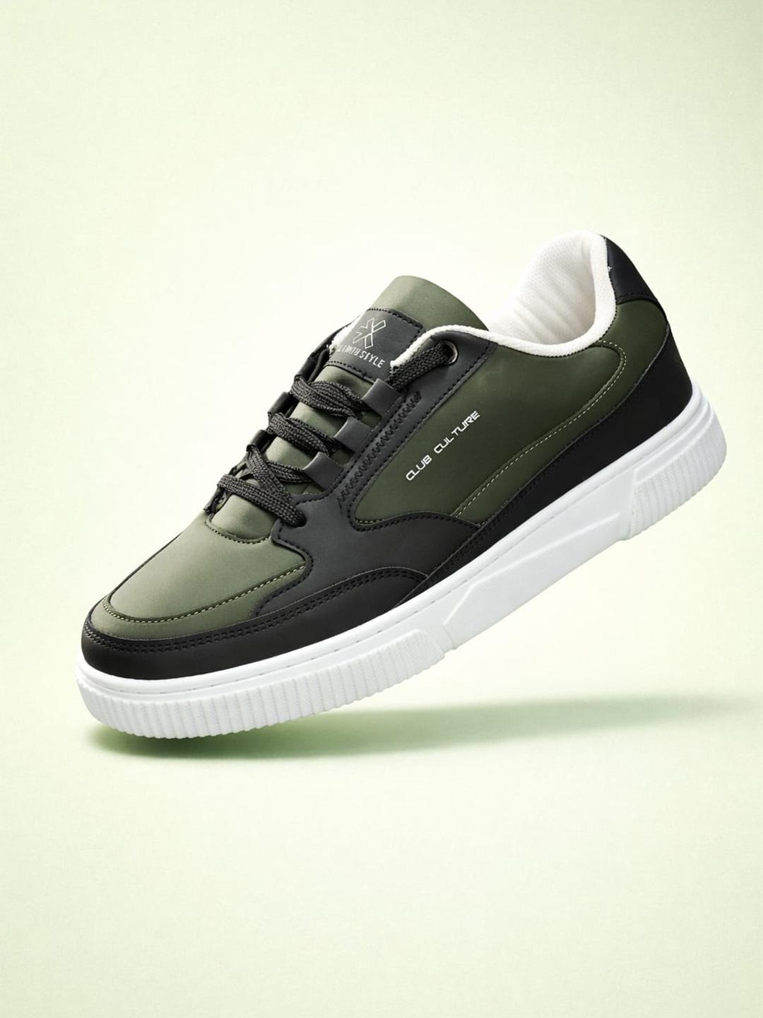 HRX by Hrithik Roshan Women Colourblocked Sneakers - Image 1